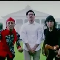 Sang putra presiden, Kaesang Pangarep berkolaborasi dengan musisi gamelawan dan gafarock asal Lamongan dan Yogyakarta.