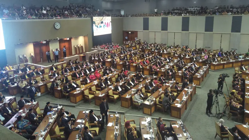 Rapat Paripurna Pelantikan Pimpinan DPR