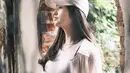 Meski tanpa senyum, bintang sinetron Anak Langit ini tetap terlihat memesona. Kenakan topi dan rambut panjangnya digerai, Ranty Maria makin cantik. Padukan crop tank top berwarna abu-abu dan cardigan berwarna putih dengan celana jeans, penampilan simpel Ranty Maria ini stylish dan bisa jadi inspirasi. (Liputan6.com/IG/@rantymaria)