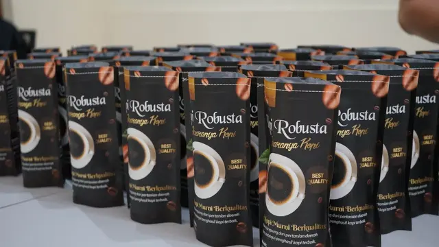 Bagi penyuka kopi, tak ada salahnya mencoba Way Kopi Lampung yang satu ini. Memiliki citarasa dan aroma khas, kopi ini telah berkembang menjadi simbol baru kopi berkualitas dari tanah Sumatera. (Liputan6.com)