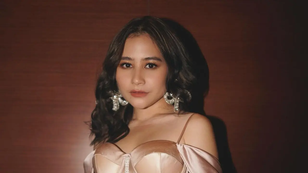 [Fimela] Prilly Latuconsina