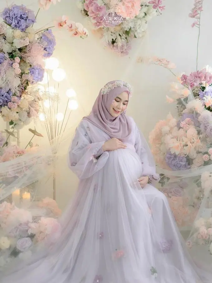 Penantian 4 Tahun, Intip Gaya Maternity Anisa Rahma Berbalut Dreamy Dress Jelang Kelahiran Anak Kembar