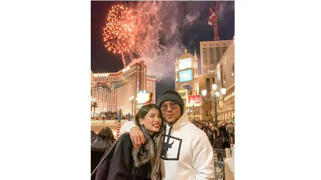 Deddy dan sang kekasih menyambut tahun 2020 dengan berlibur ke Amerika Serikat.
