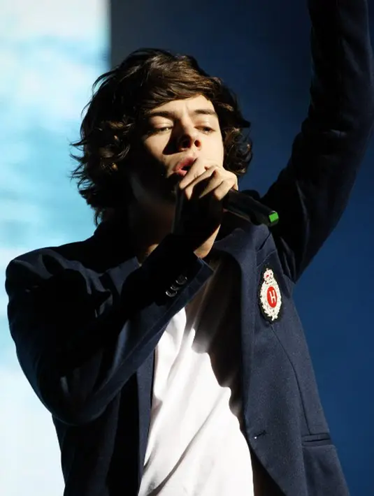 Pada Rabu (1/2/2017), Harry Styles berulang tahun yang ke-23. Ia mendapatkan ucapan dari teman-teman di One Direction dan juga para penggemarnya. Para fansnya pun punya cara sendiri untuk merayakan ulang tahun Styles. (AFP/Bintang.com)