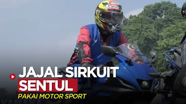 Berita video jurnalis video Bola.com, Abdul Aziz, berbagi pengalaman pertamanya menjajal Sirkuit Sentul dengan mengendarai motor sport.