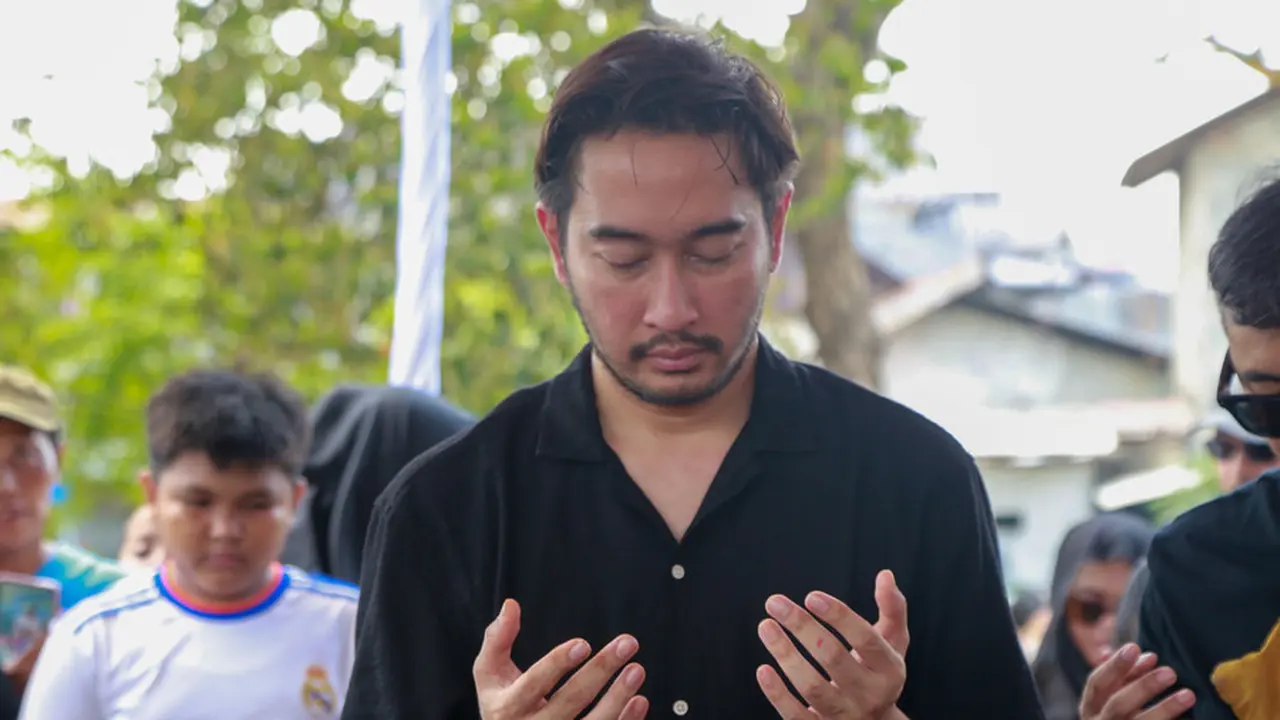 Pemakaman Ibunda Jeje Govinda