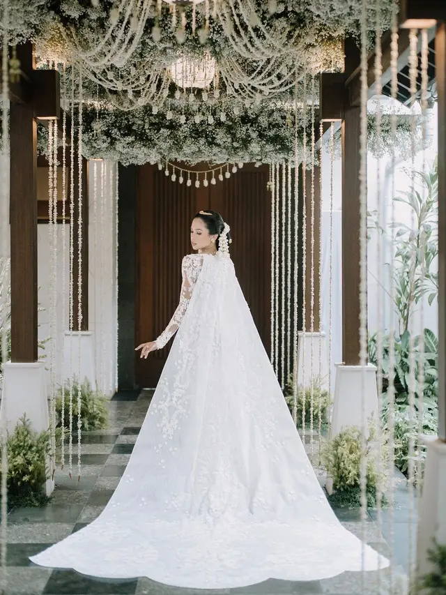 6 Potret Prewedding Maudy Ayunda dan Jesse Choi, Bak Drama Korea