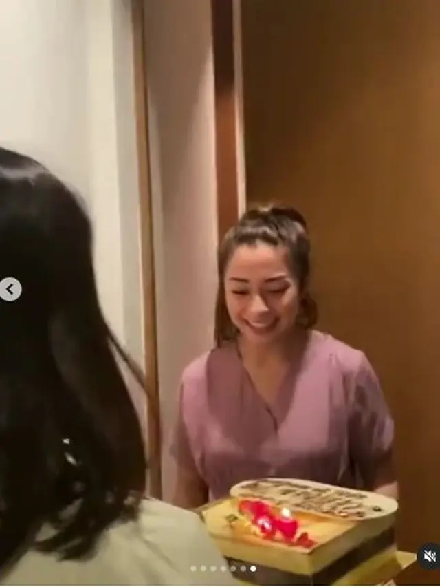 6 Momen Ulang Tahun Nikita Willy yang ke-27 Tahun, Gelar Virtual Lunch
