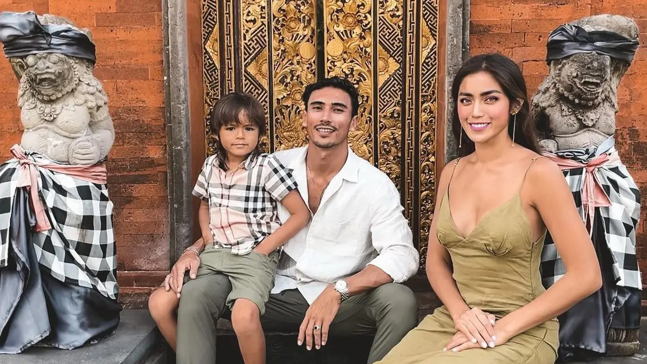 6 Momen Kompak Jessica Iskandar Bersama El Barack dan Vincent Verhaag