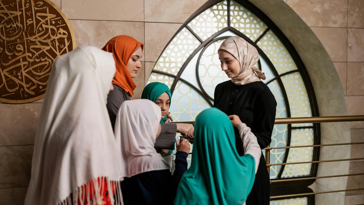 5 Adab Bertetangga Menurut Sunnah Rasulullah, Cermin Akhlak Mulia