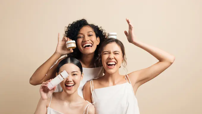 Revolusi Skincare Lokal dengan Produk yang Dikurasi Khusus oleh Dokter Kulit