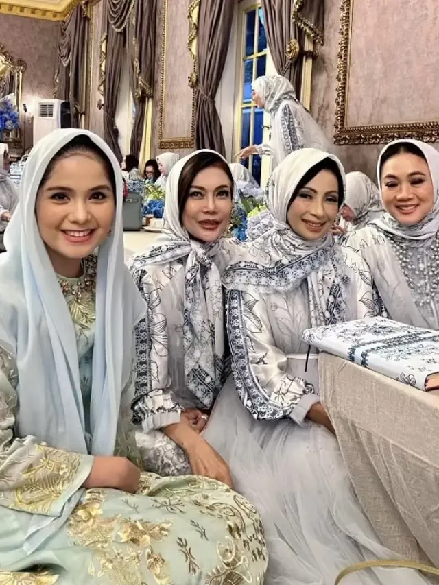 Gaya Annisa Pohan Selama Ramadan Setelah Berstatus Ibu Menteri. [@annisayudhoyono]