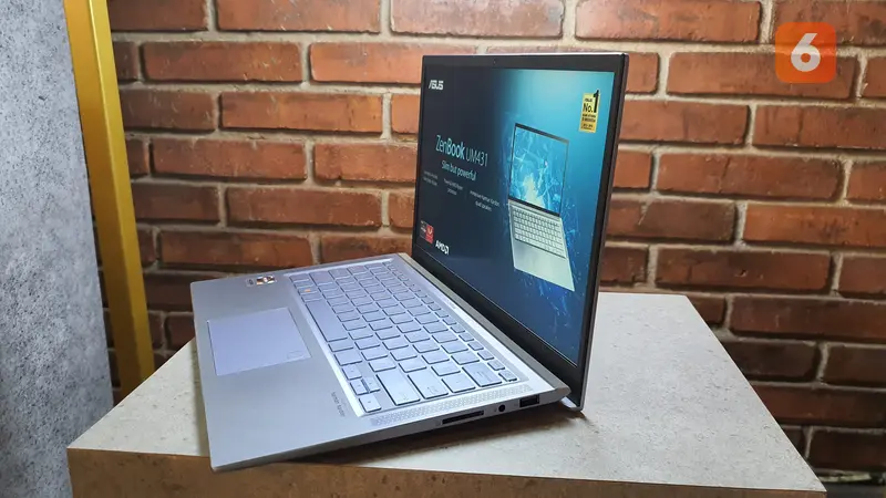 Laptop Asus ZenBook UM431  (Liputan6.com/ Agustin Setyo W).