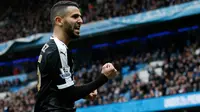Gelandang Leicester City asal Aljazair, Riyad Mahrez. (AFP/Adrian Dennis)