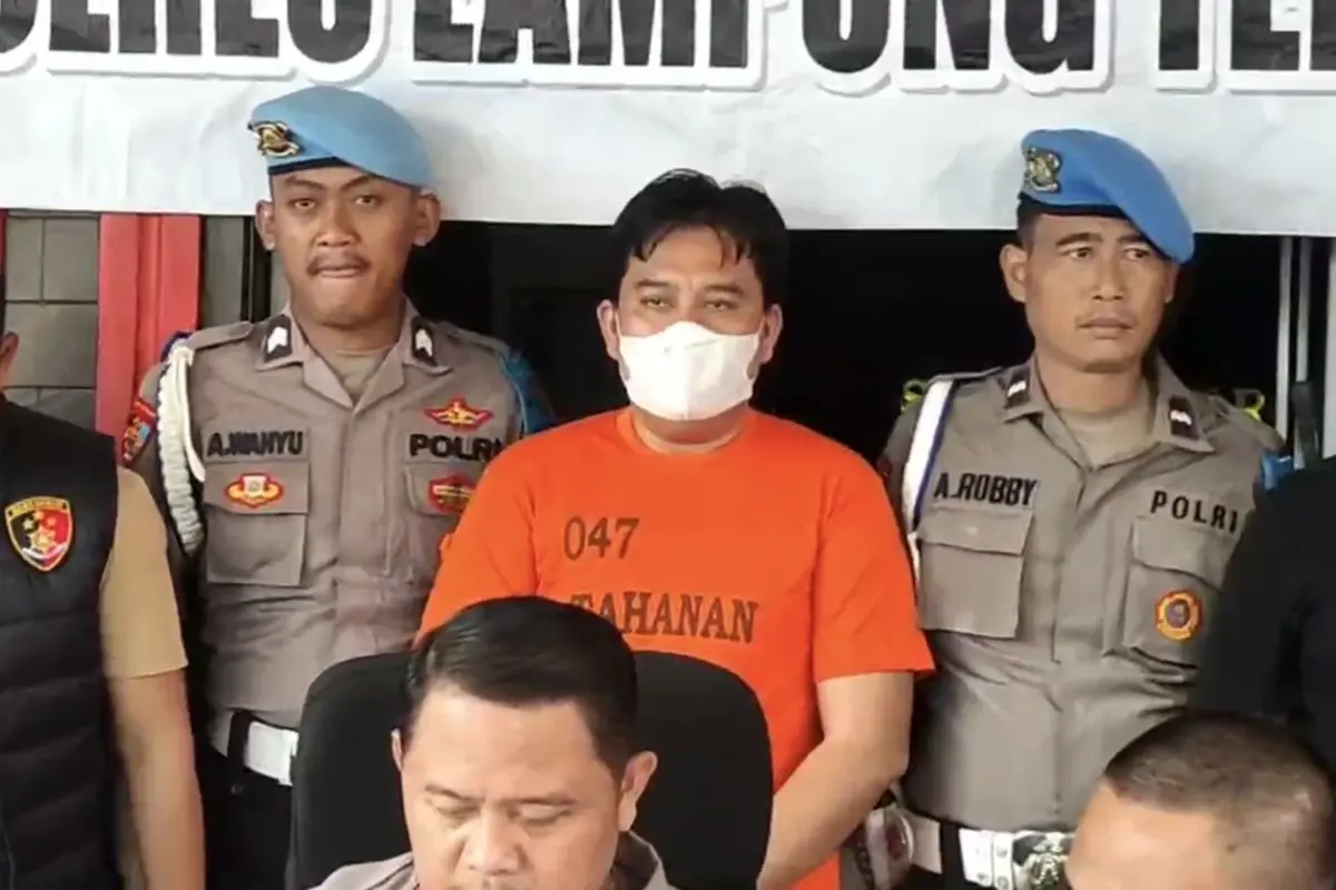 Mapolres Lampung Tengah saat jumpa pers, kasus tewasnya warga karena tertembak senjata api milik Anggota DRPD Lampung Tengah, Muhammad Saleh Mukdam. Foto : (Liputan6.com/Ardi).