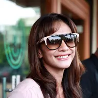 Proses sidang yang lama, seperti ia bermain dalam FTV religius yang pernah ia perankan. (Deki Prayoga/Bintang.com)