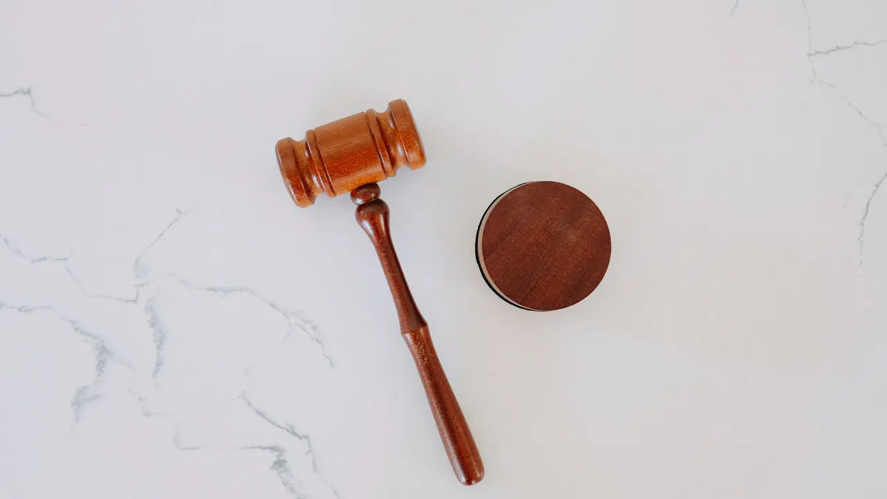 Ilustrasi bangkrut (Foto: Unsplash/Tingey Injury Law Firm)