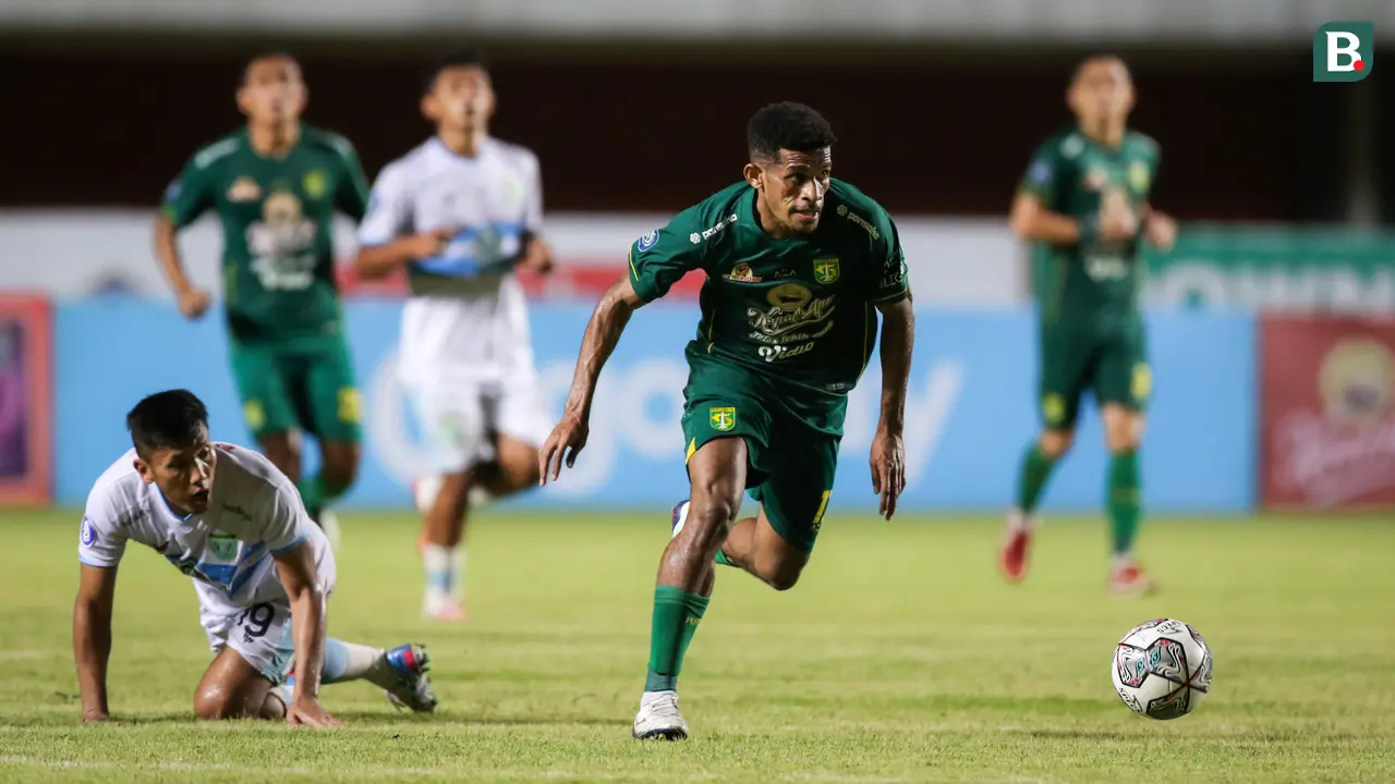 Foto: Derbi Jatim Persebaya Kontra Persela Berakhir Sama Kuat di Pekan ke-8 BRI Liga 1 2021 / 2022