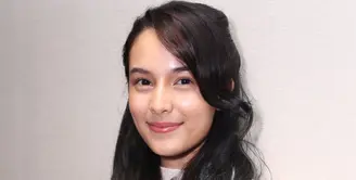 Pengalaman pertama untuk Chelsea Islan mendapatkan peran sebagai atlet pemanah profesional di film yang dibintanginya yakni '3 Srikandi'. Chelsea Islan mengaku sempat menyerah memerankan karakter Lilies Handayani. (Andy Masela/Bintang.com)