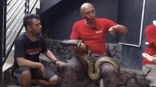 6 Potret Persahabatan Heru Gundul dan Panji Petualang, Disebut Guru dan Murid