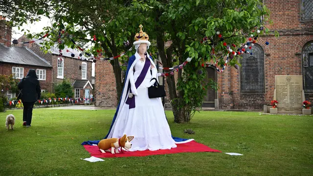 Merayakan Platinum Jubilee Ratu Elizabeth II dengan Barang-Barang Rajutan