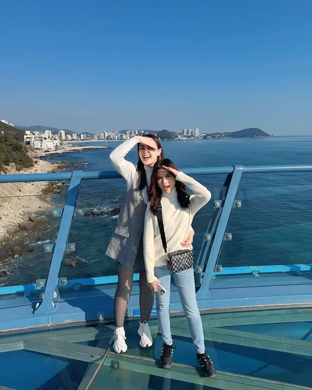 6 Potret kebersamaan Jennifer Dunn dan Chantal, putrinya yang sudah ABG, seperti kakak dan adik