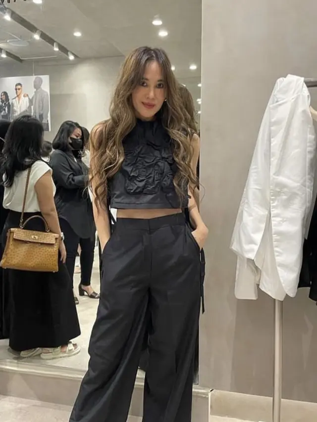 Ina Thomas, credit:  (@inathomas)