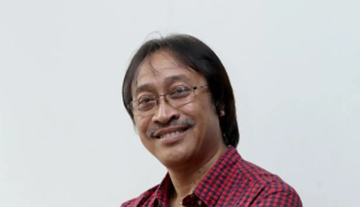 Purwacaraka kerap komplain jika tidak disuguhkan cerita film yang bagus. Namun tidak demikian saat pria yang akrab disapa Kang Purwa ini menonton film Heart Beat. (Andy Masela/Bintang.com)