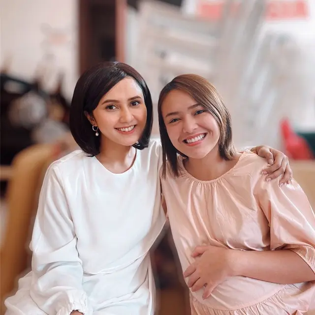 6 Potret Kebersamaan Rara Nawangsih dan Amanda Manopo, Bak Ibu Kandung