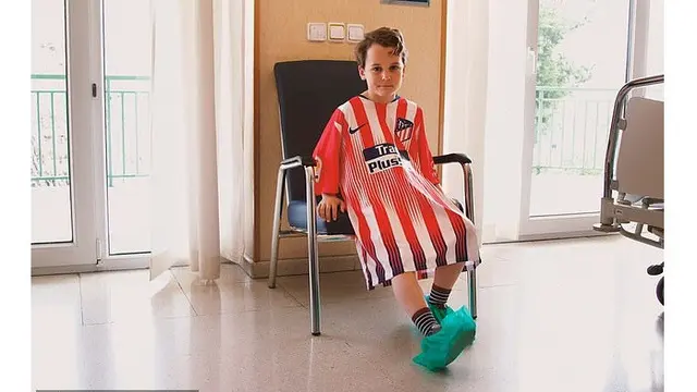 RS San Rafael gunakan jersey bola untuk baju operasi anak