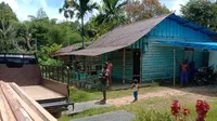 Program Bantuan Stimulan Perumahan Swadaya (BSPS) atau bedah rumah untuk 50 unit rumah tak layak huni (RTLH) di dua kampung wisata di Sentani, Papua. (Dok. Kementerian PUPR)