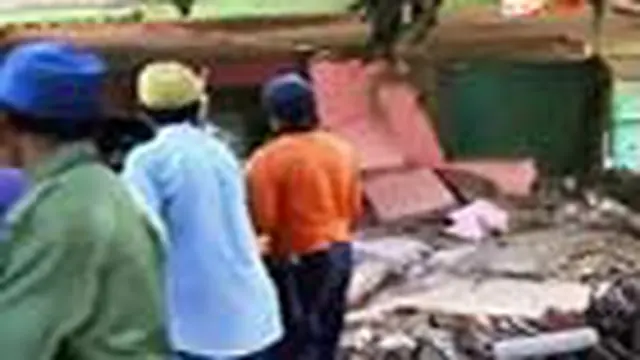 Satu Kampung Lumpuh Akibat Tanah Ambruk
