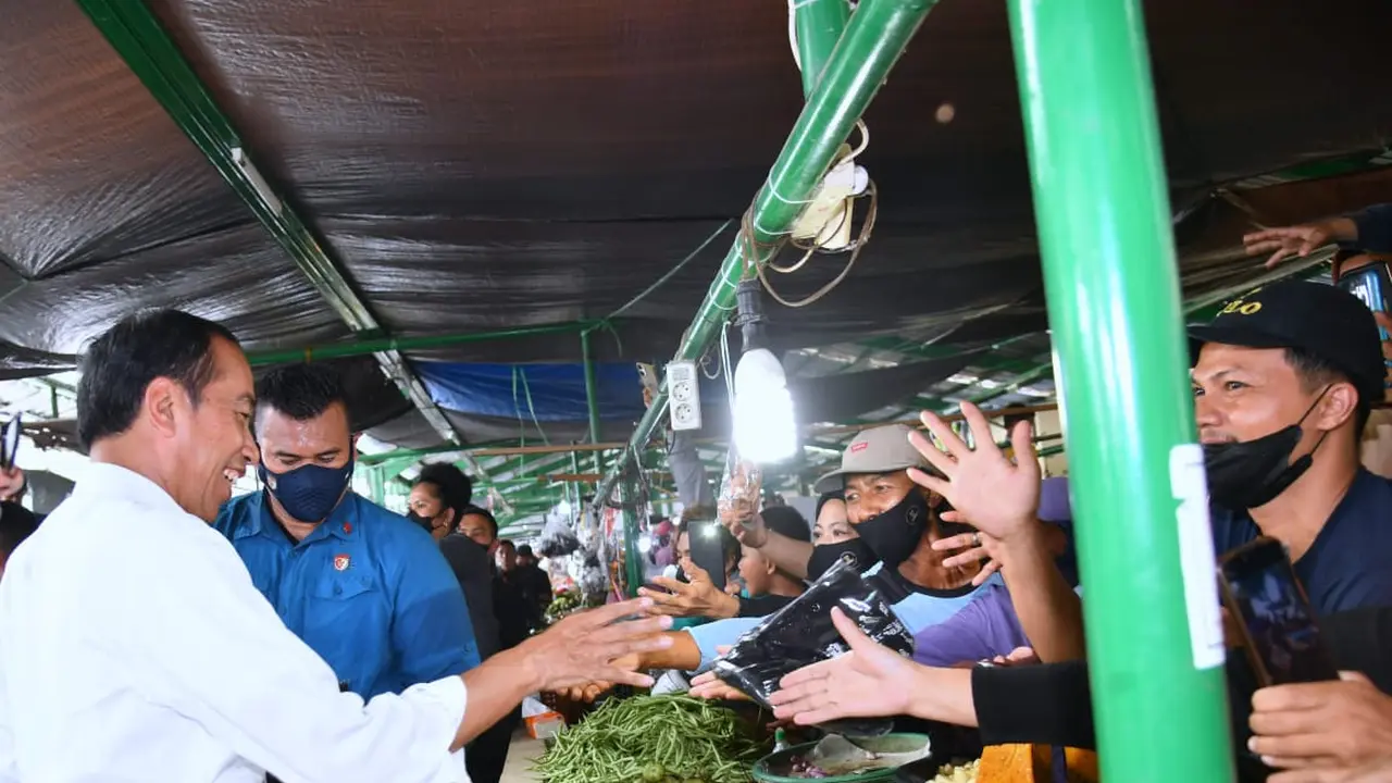Jokowi Kunjungi Pasar Tenguyun di Kota Tarakan, Kalimantan Utara