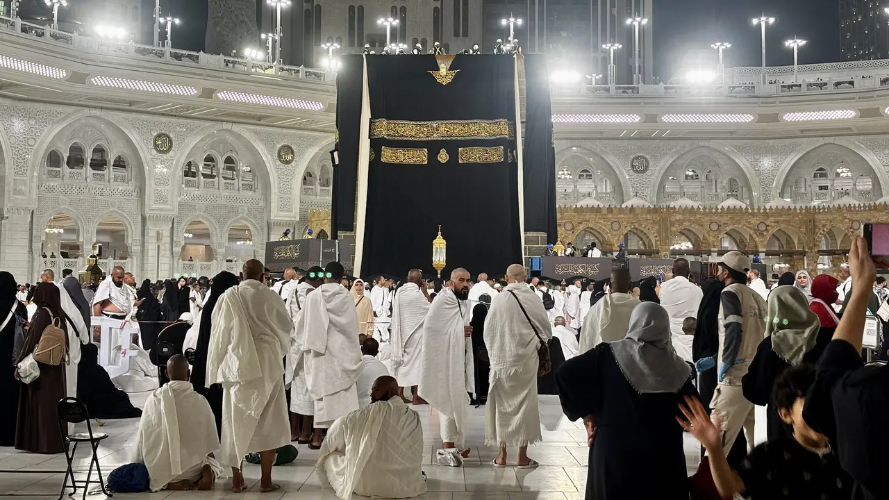 Pergantian Kiswah Ka’bah Saat Tahun Baru Islam
