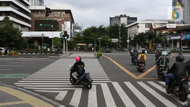 FOTO: Sepinya Pusat Perbelanjaan di Jakarta