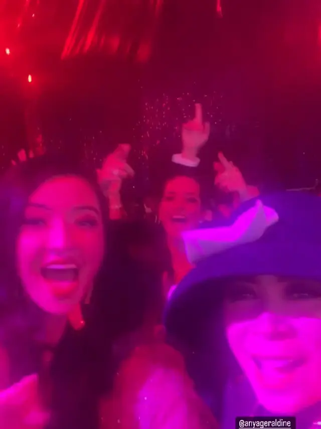 Pesta ultah Manoj Punjabi ke-50 bertema The Greatest Showman di Bali (Foto: Instagram @melly_goeslaw)
