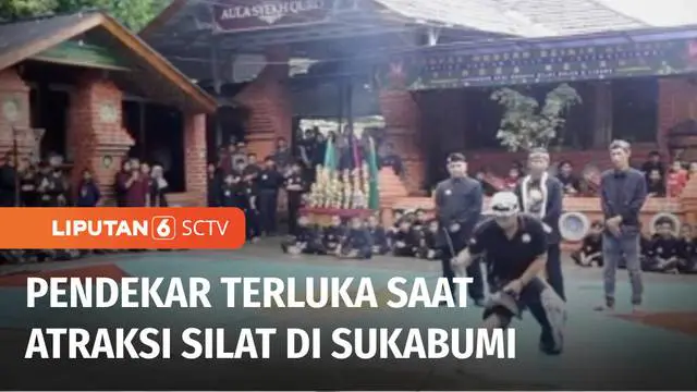 Seorang pendekar mengalami luka saat unjuk kebolehan dalam atraksi pencak silat di Sukabumi, Jawa Barat, Sabtu (28/01) siang. Korban mengalami luka sabetan goloknya sendiri.