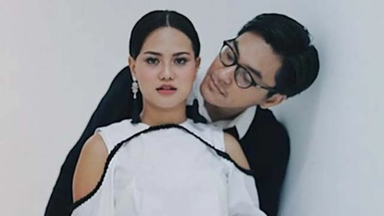 [Bintang] Mytha Lestari dan Barry Maheswara