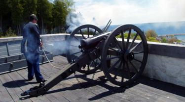 Pada masa lalu ternyata ada beberapa cabang olahraga yang terlihat aneh jika dilihat menurut pemahaman sekarang.