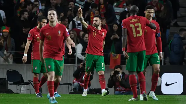 Foto: Portugal Lolos ke Piala Dunia 2022, Duet Bruno - Ronaldo Jadi Momok Utama Kekalahan Makedonia Utara