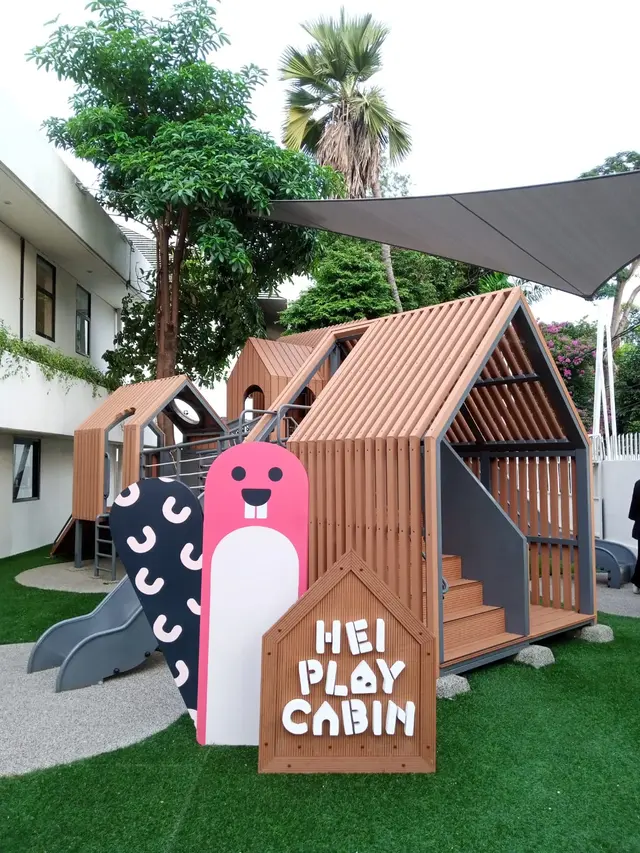 HEI Playcabin HEI Schools Senayan