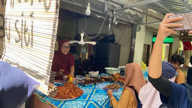 Rekomendasi Tempat Makan Enak Sebelum Trekking Gunung Rinjani
