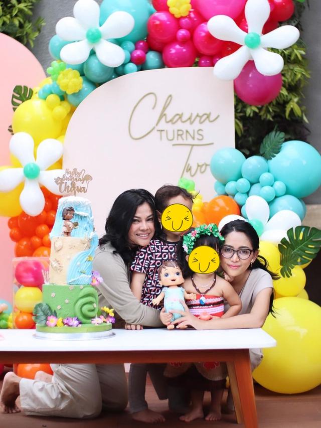 6 Momen Rachel Vennya dan Niko Al Hakim Rayakan Ultah Sang Putri, Kompak