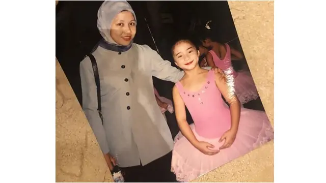 Pesinetron cantik ini sudah memiliki bakat menari sejak kecil.