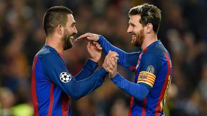 Gelandang Barcelona Arda Turan