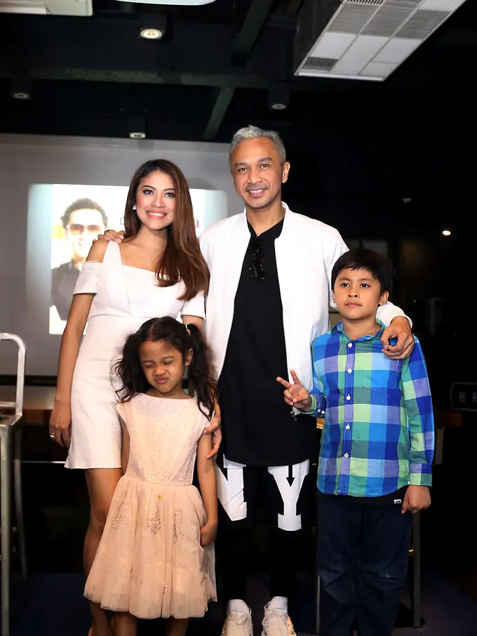 [Bintang] Giring Nidji dan Cynthia Riza