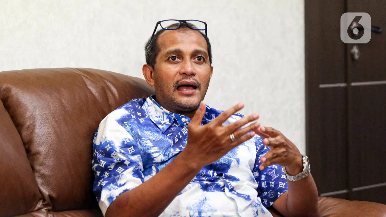 Edward Omar Sharif Hiariej atau Eddy Hiariej