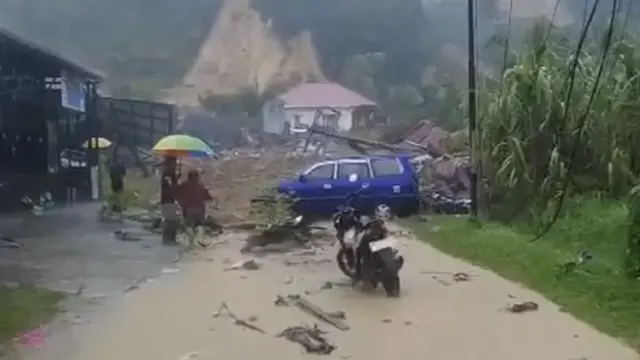 Bencana banjir dan longsor landa 4 Kabupaten di Provinsi Sumatera Utara (Sumut).