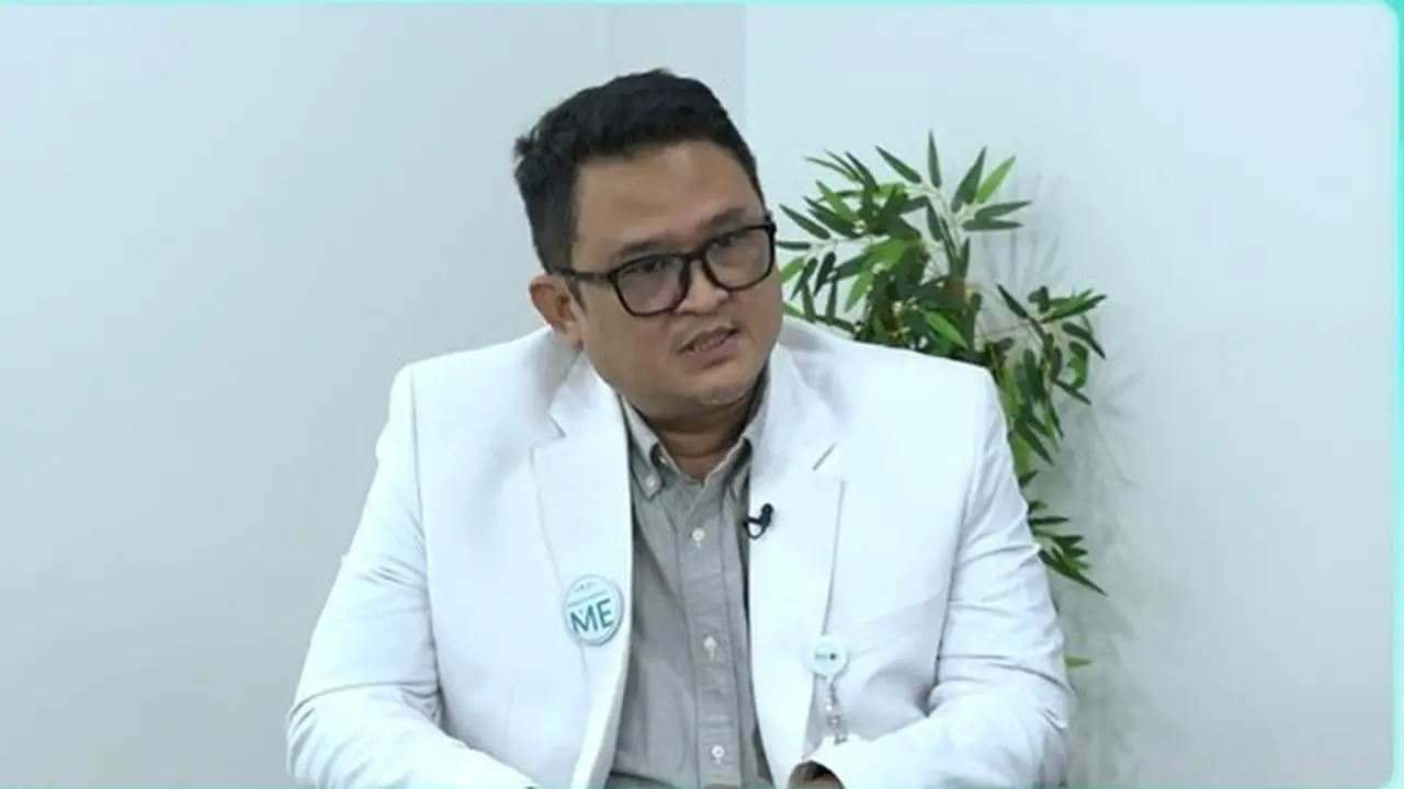 Dokter spesialis penyakit dalam konsultan gastro entero hepatologi Dedy G. Sudrajat menekankan pentingnya perubahan gaya hidup guna mencegah GERD muncul kembali.