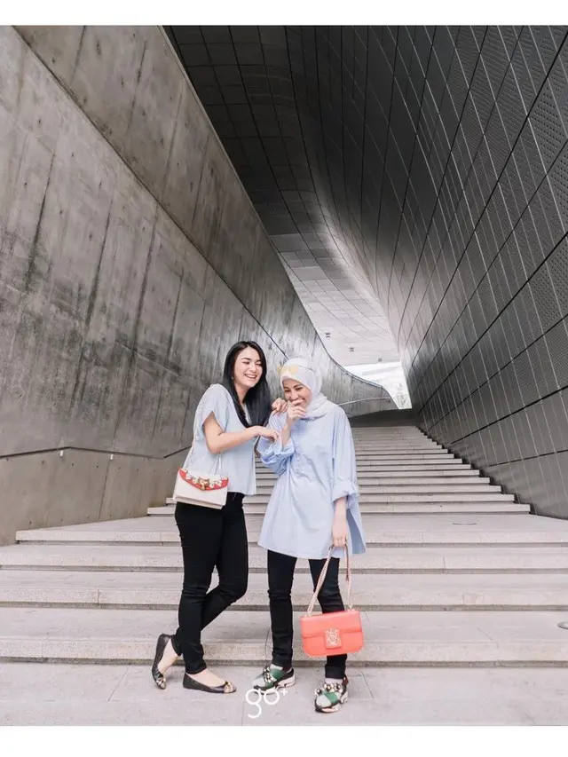 Potret Kedekatan Citra Kirana dan Natasha Rizky, Sahabat Sejak Dulu